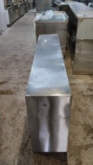 Ποτηριέρα Ανοξείδωτη Ανοιχτή Χωρίς Πόρτες 180x33x70Cm Μεταχειρισμένη